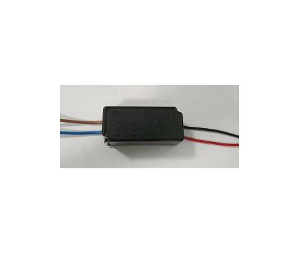 内置式恒压 LED 驱动器（18W-19W 系列）